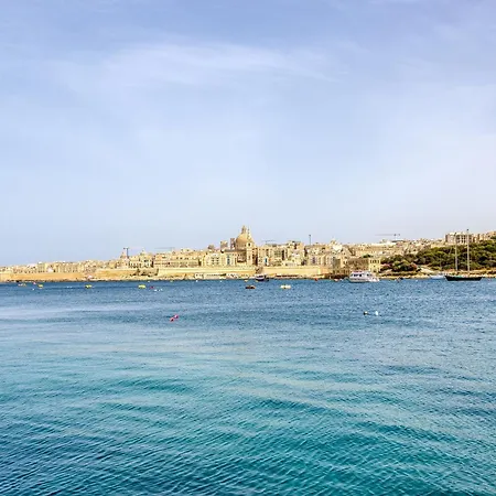 Stunning Maltese In The Heart Of By 360 Estates * Sliema