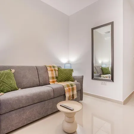 Stunning Maltese In The Heart Of By 360 Estates * 슬리에마