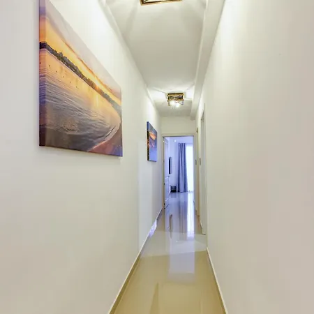 Stunning Maltese In The Heart Of By 360 Estates Appartement